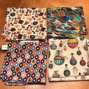 Lot of 4 pocket squares